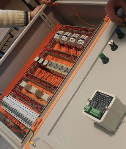 workdetail_3e